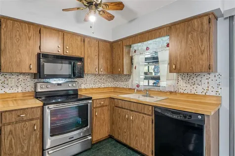14345 Missouri Skylark Road Weeki Wachee FL 34614