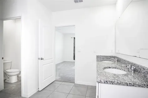 11364 Amber Ridge Drive Zellwood FL 32798