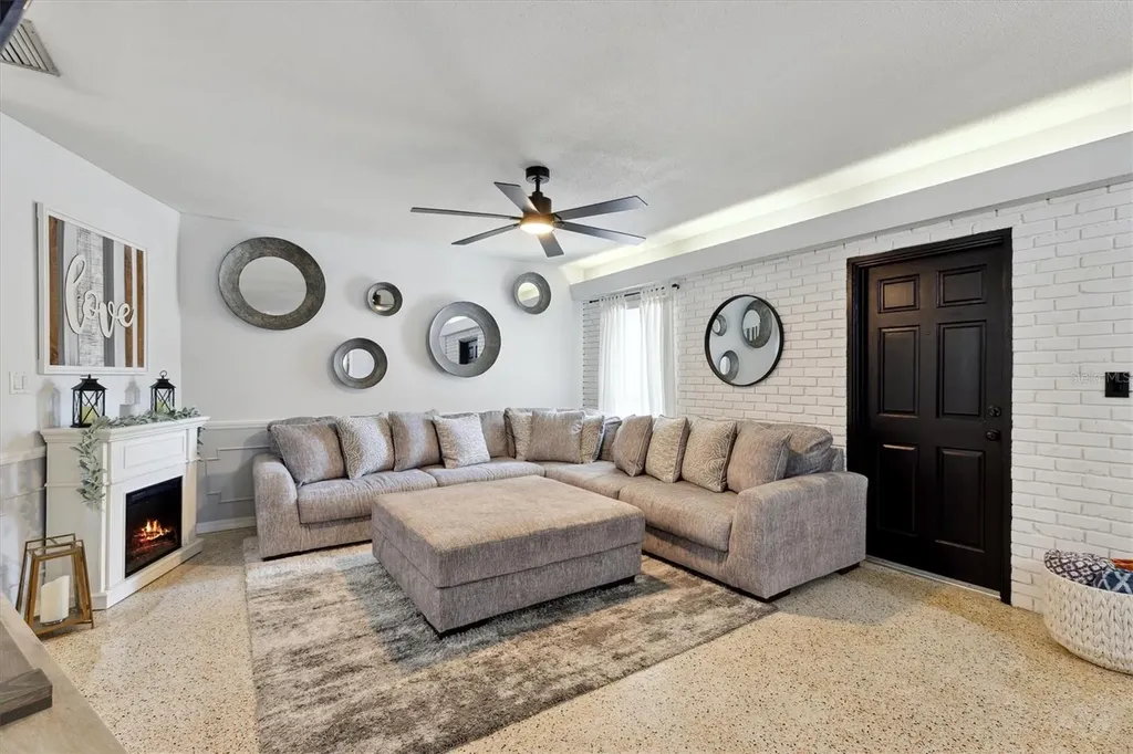 4416 Jamerson Place Orlando FL 32807