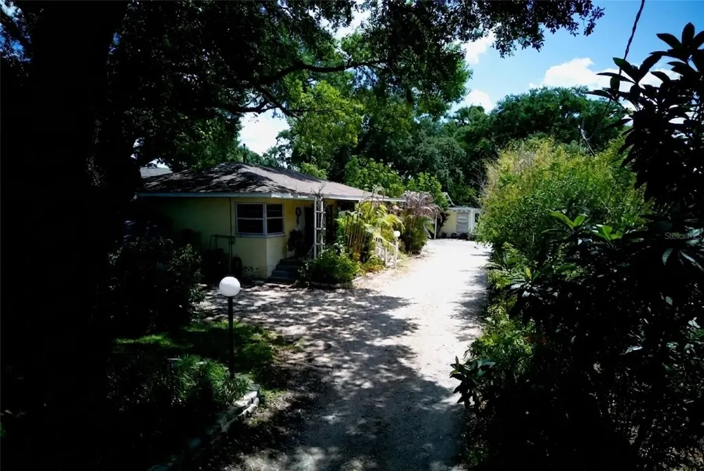 2119 S Fern Creek Avenue Orlando FL 32806