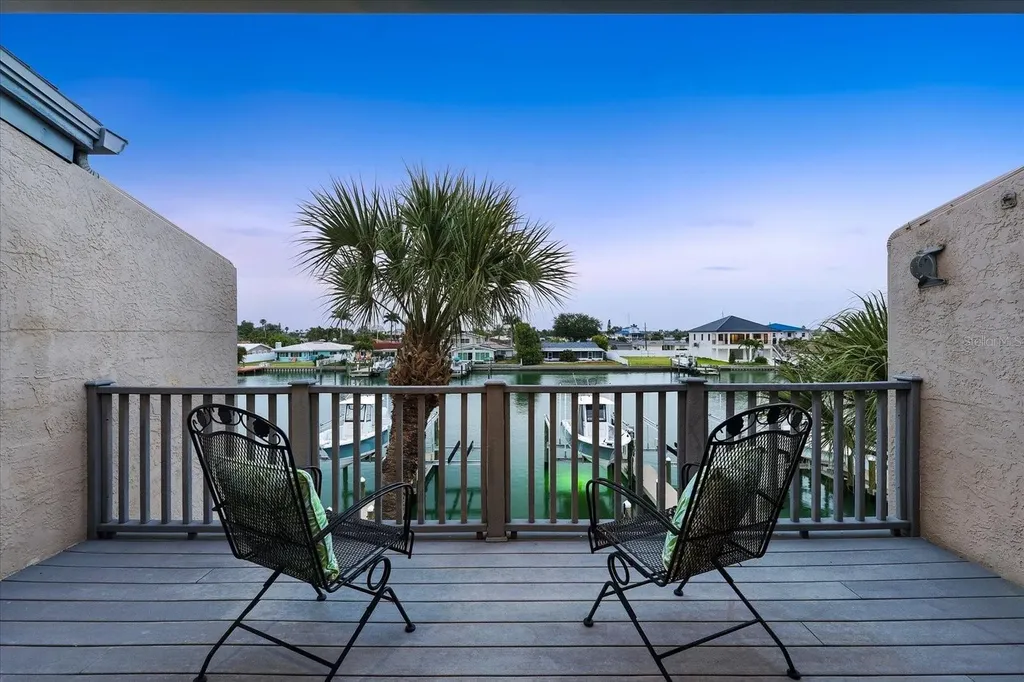 11835 3rd Street E Treasure Island FL 33706