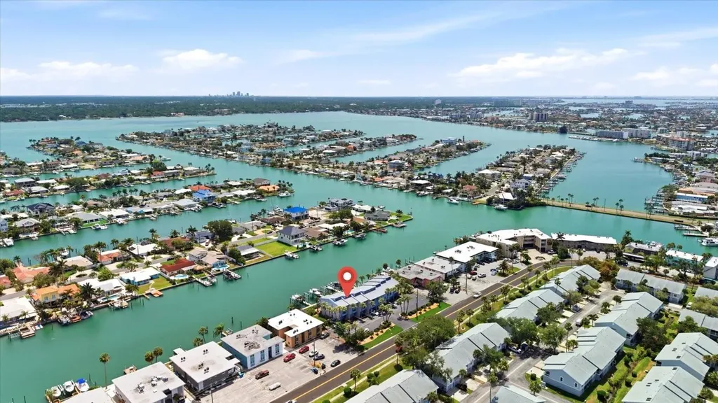 11835 3rd Street E Treasure Island FL 33706
