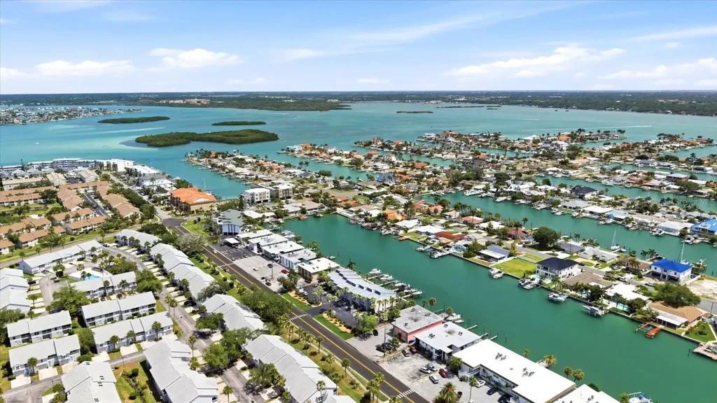 11835 3rd Street E Treasure Island FL 33706