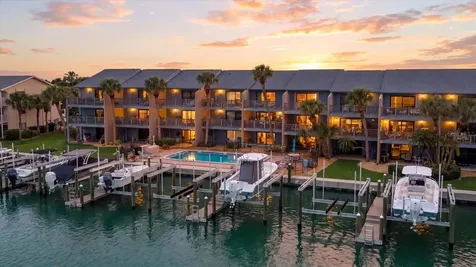 11835 3rd Street E Treasure Island FL 33706