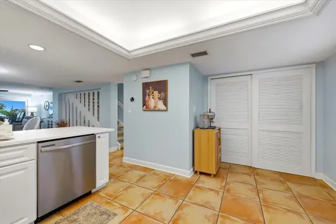 11835 3rd Street E Treasure Island FL 33706