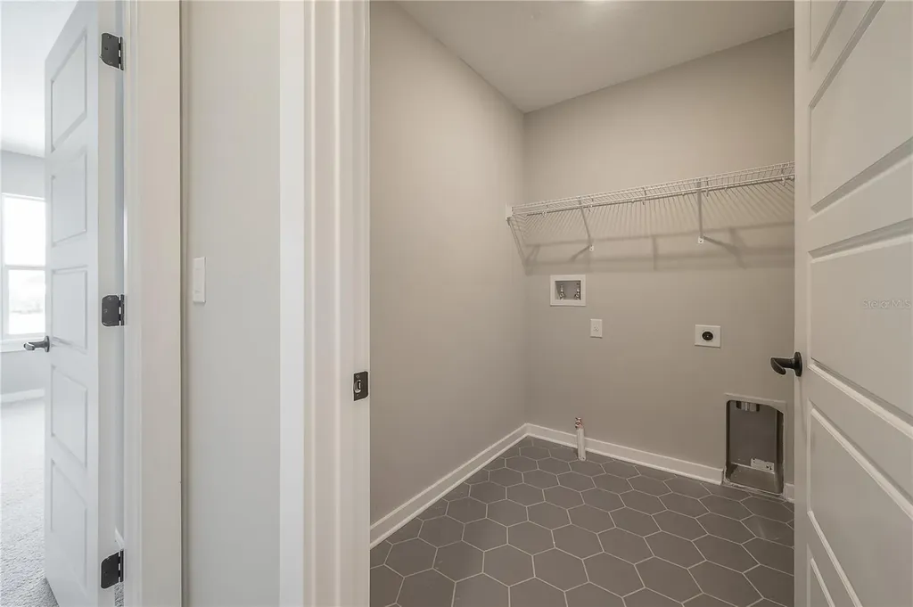 4402 W Gray Street Tampa FL 33609