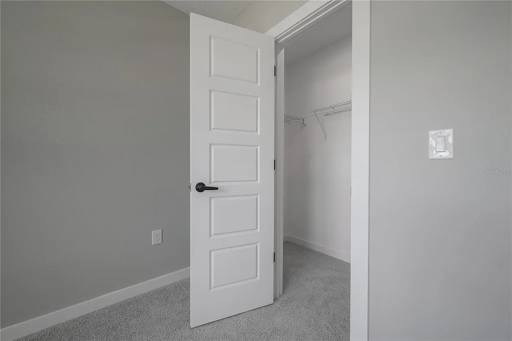 4402 W Gray Street Tampa FL 33609
