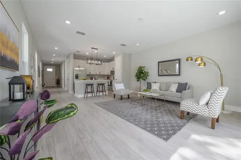 4402 W Gray Street Tampa FL 33609