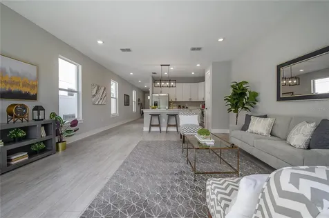 4402 W Gray Street Tampa FL 33609