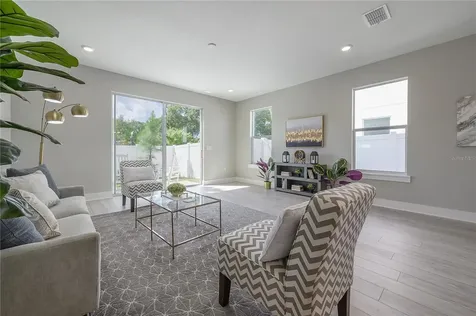4402 W Gray Street Tampa FL 33609