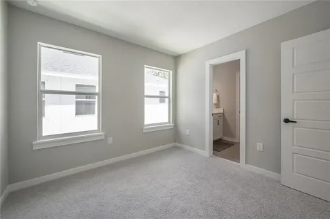 4402 W Gray Street Tampa FL 33609