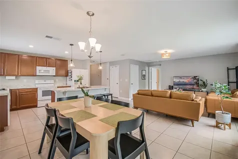 2865 Mosshire Circle St Cloud FL 34772