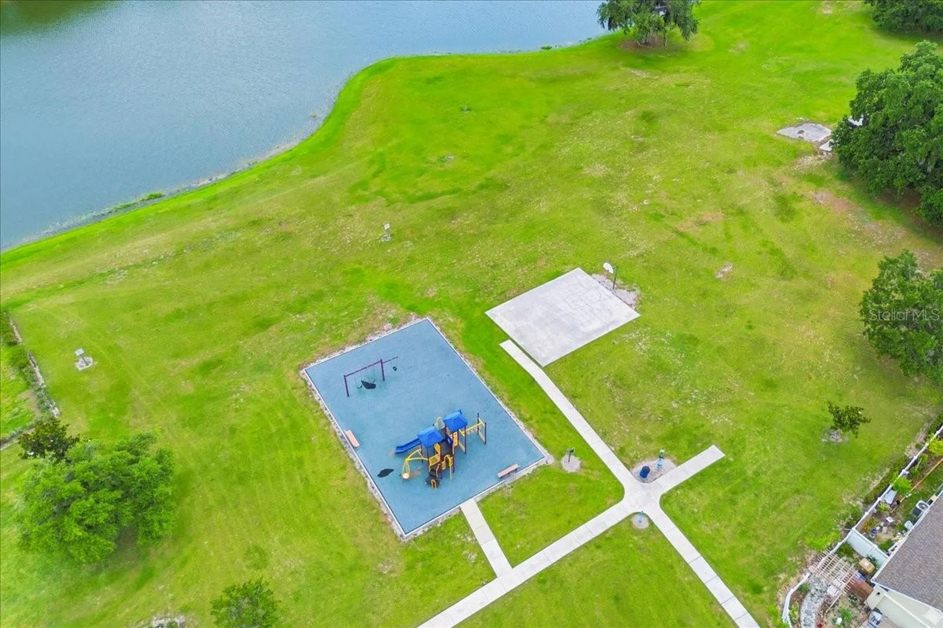 2758 Dodds Lane Kissimmee FL 34743