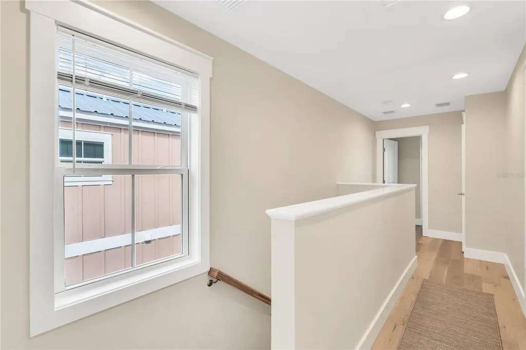 340 6th Street E Bradenton FL 34208