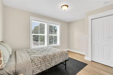 340 6th Street E Bradenton FL 34208