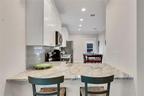 340 6th Street E Bradenton FL 34208