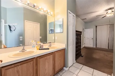 427 Lark Court Kissimmee FL 34759