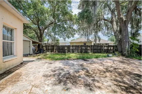 427 Lark Court Kissimmee FL 34759