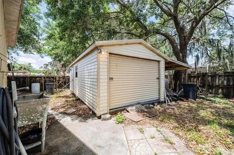 427 Lark Court Kissimmee FL 34759
