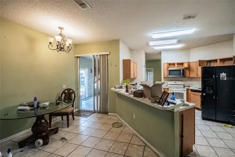 427 Lark Court Kissimmee FL 34759