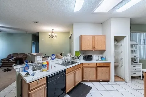 427 Lark Court Kissimmee FL 34759
