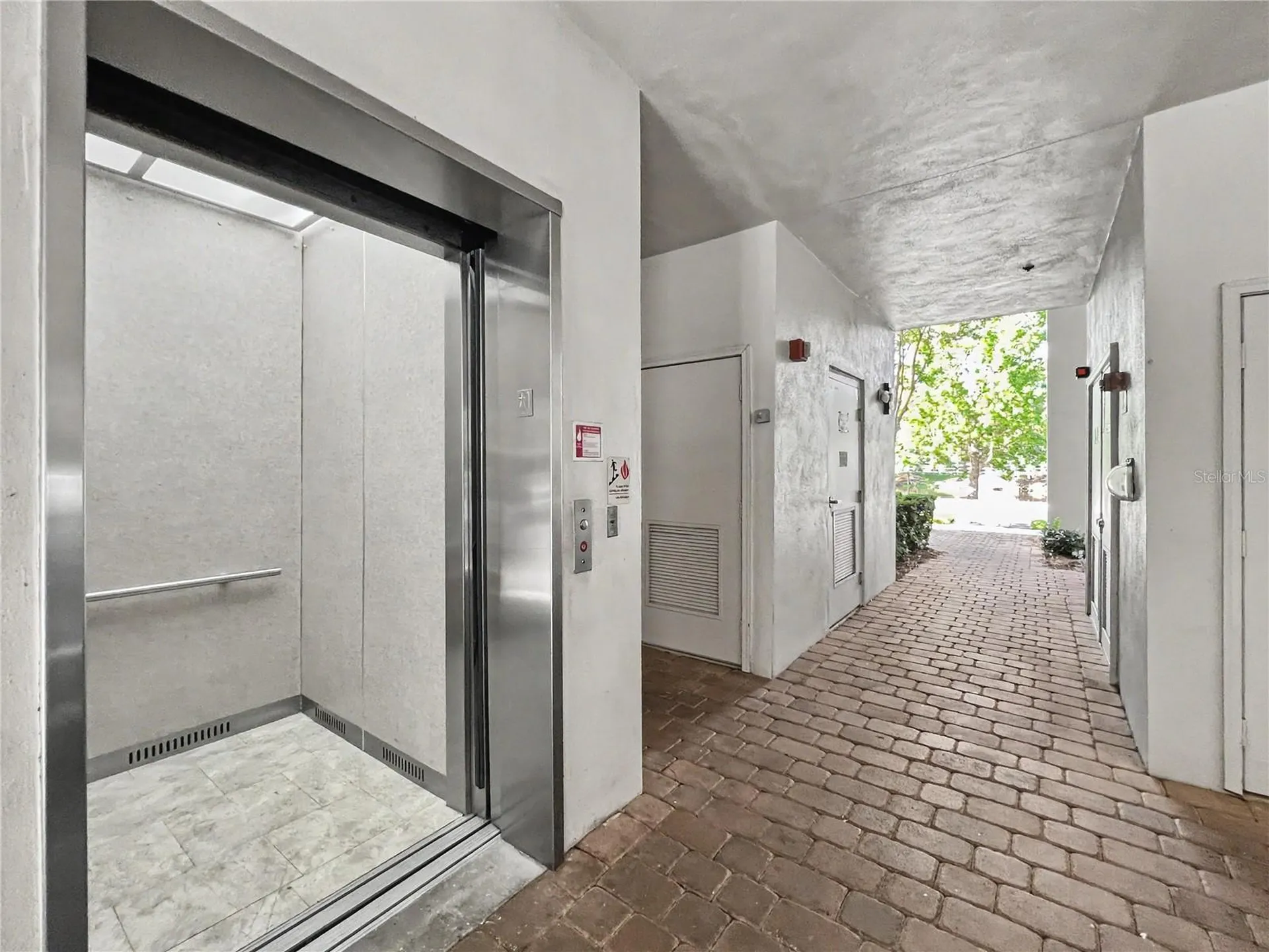 909 Waterside Lane Celebration FL 34747