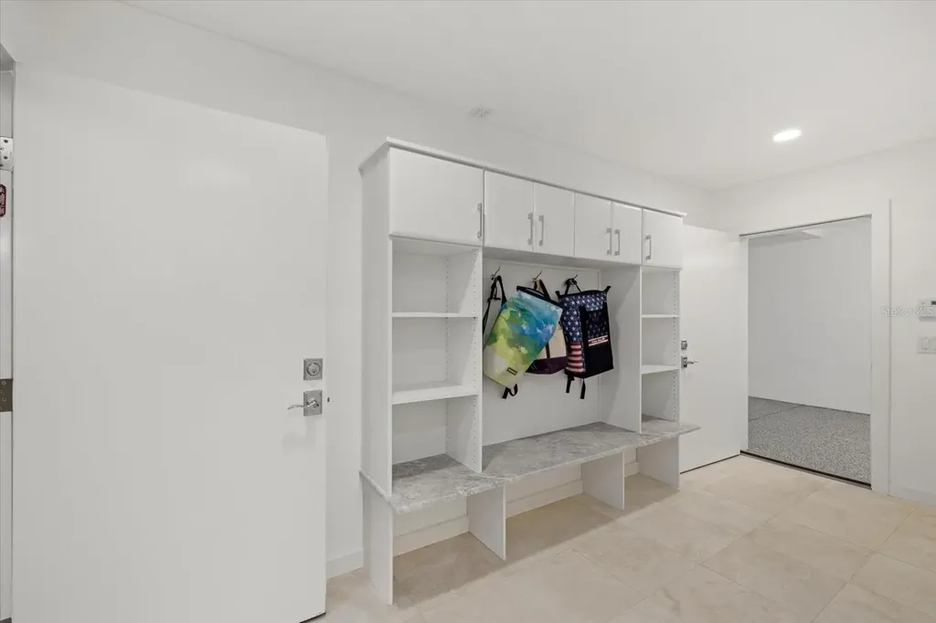 1525 Mallard Lane Sarasota FL 34239