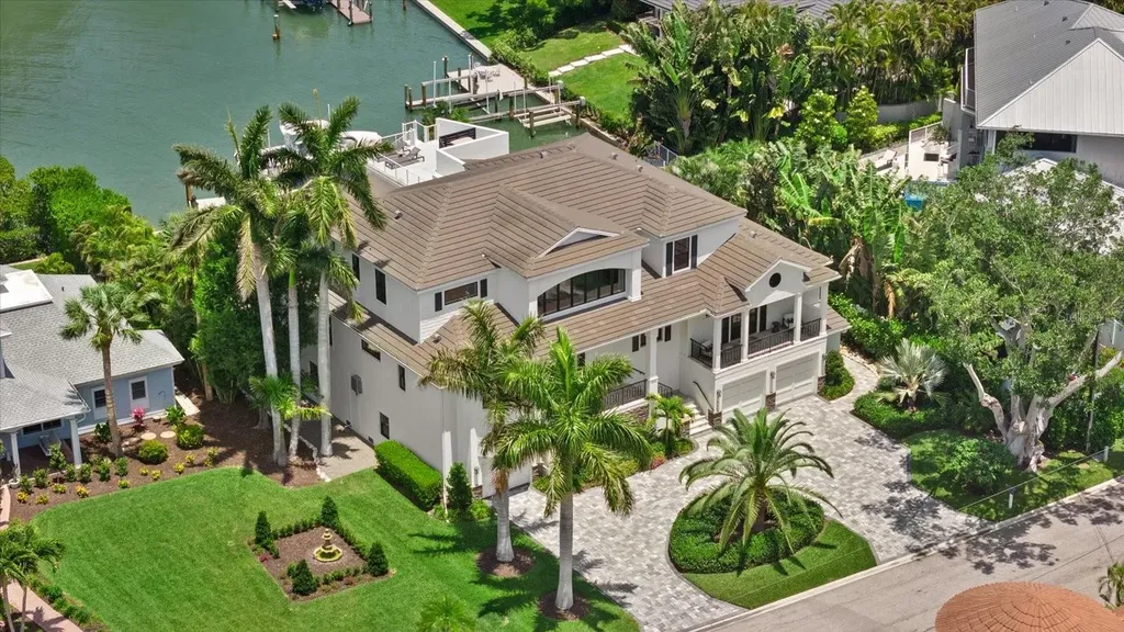 1525 Mallard Lane Sarasota FL 34239