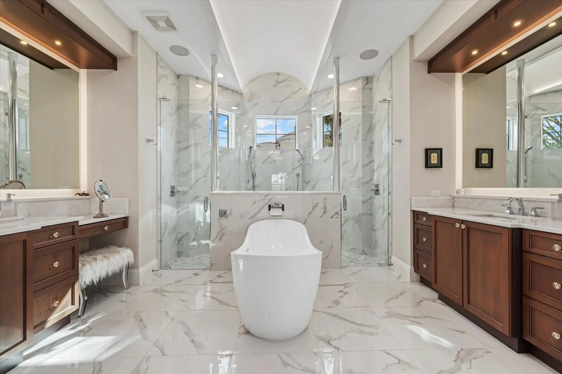 1525 Mallard Lane Sarasota FL 34239