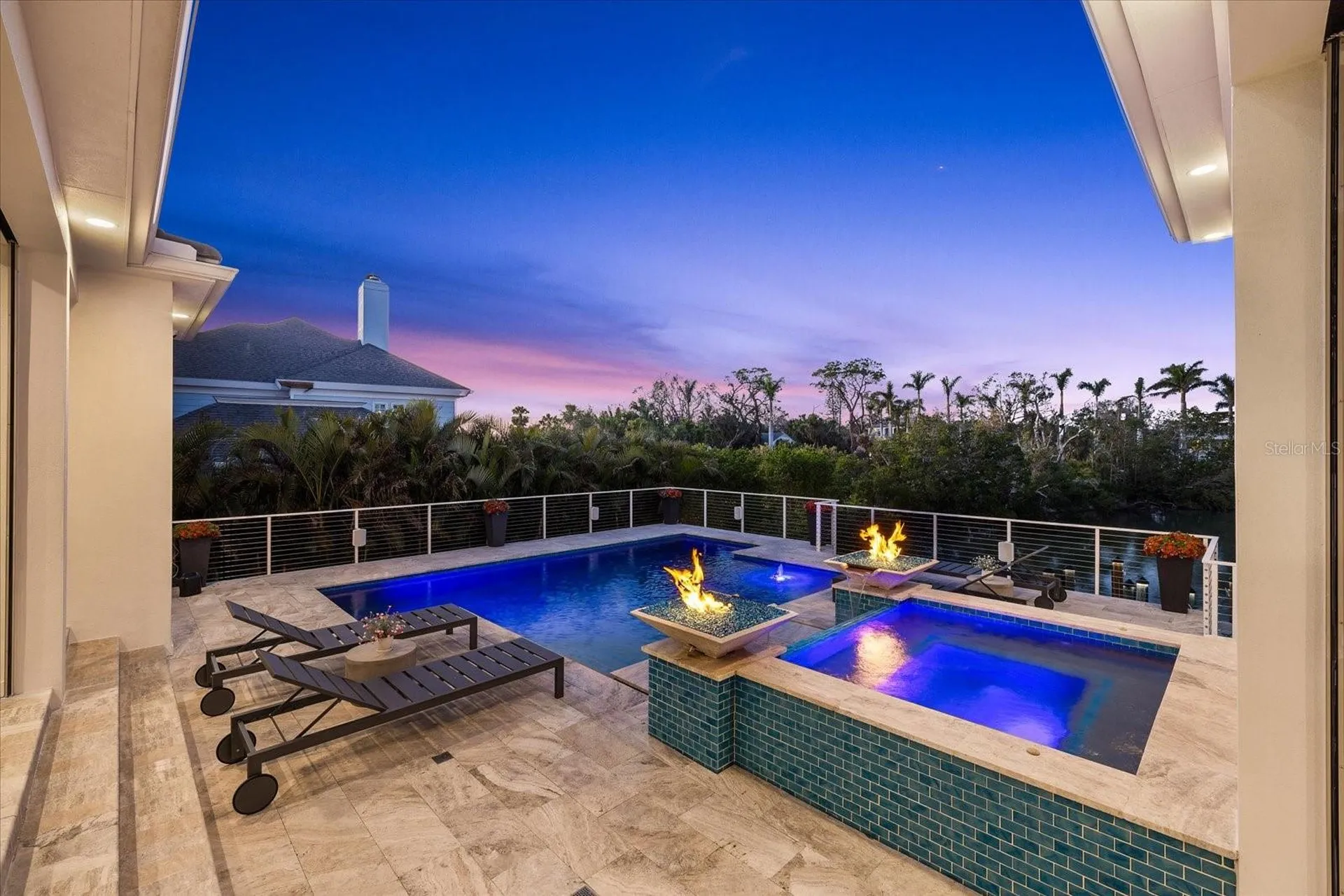 1525 Mallard Lane Sarasota FL 34239