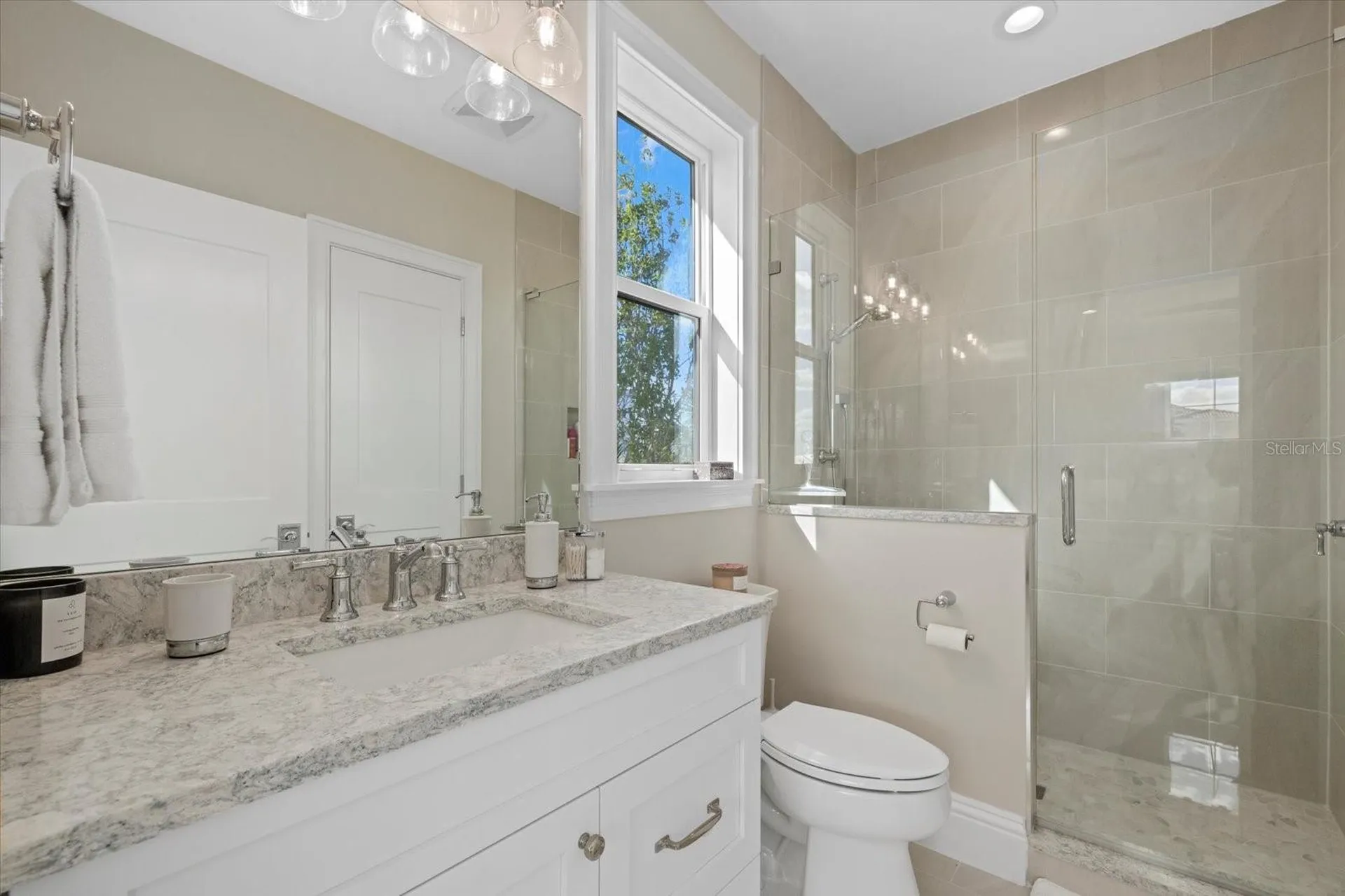 1525 Mallard Lane Sarasota FL 34239