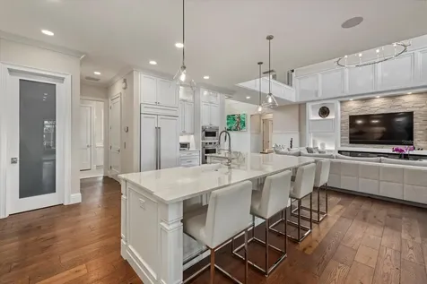 1525 Mallard Lane Sarasota FL 34239