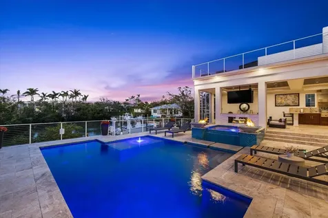 1525 Mallard Lane Sarasota FL 34239