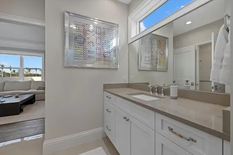 1525 Mallard Lane Sarasota FL 34239