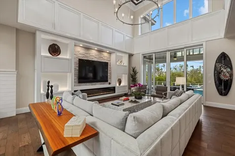 1525 Mallard Lane Sarasota FL 34239
