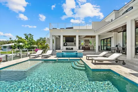 1525 Mallard Lane Sarasota FL 34239