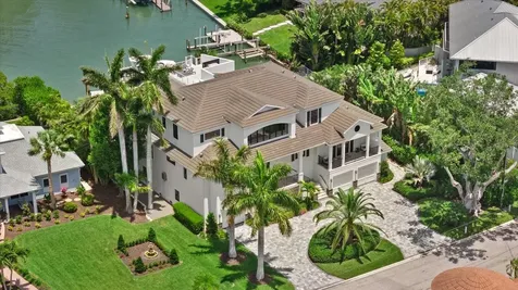 1525 Mallard Lane Sarasota FL 34239