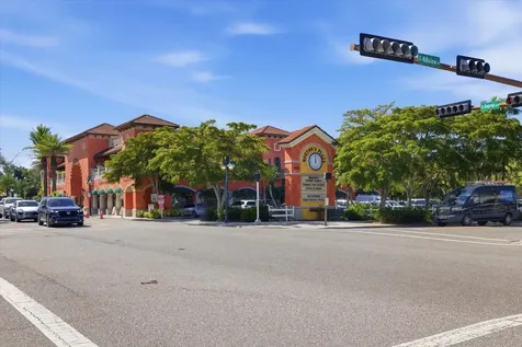 1525 Mallard Lane Sarasota FL 34239