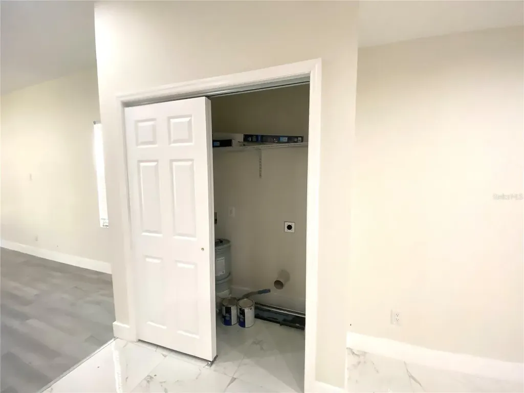 207 Avenue E SE Winter Haven FL 33880