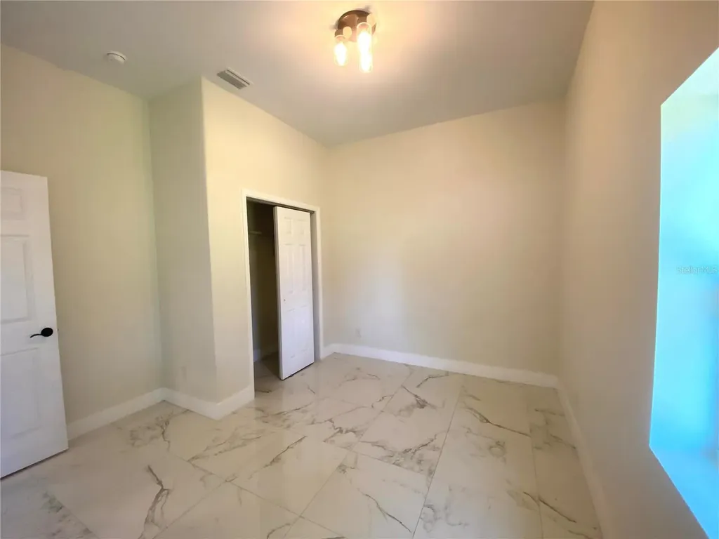 207 Avenue E SE Winter Haven FL 33880