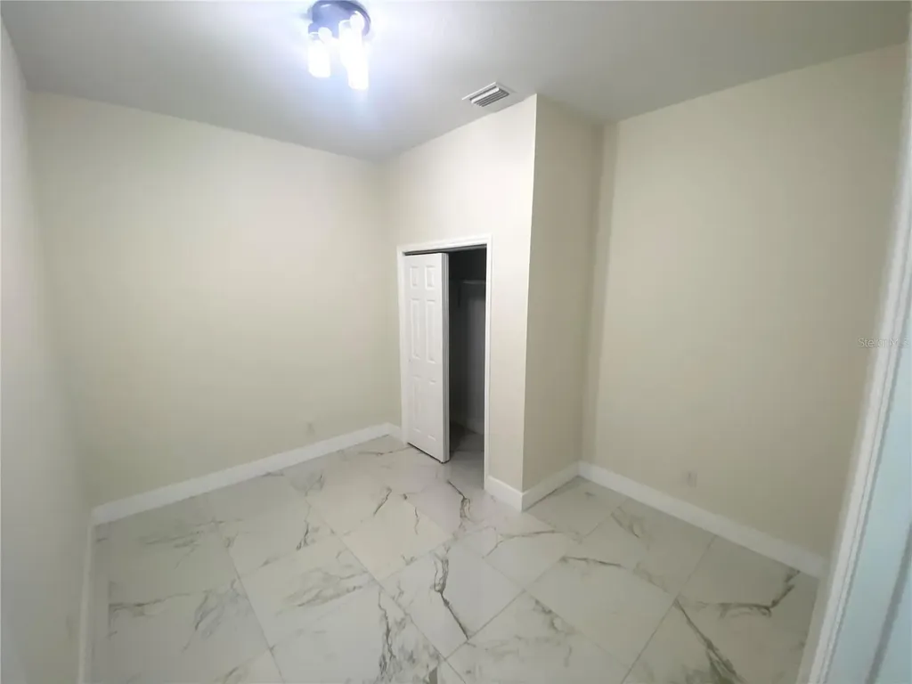 207 Avenue E SE Winter Haven FL 33880