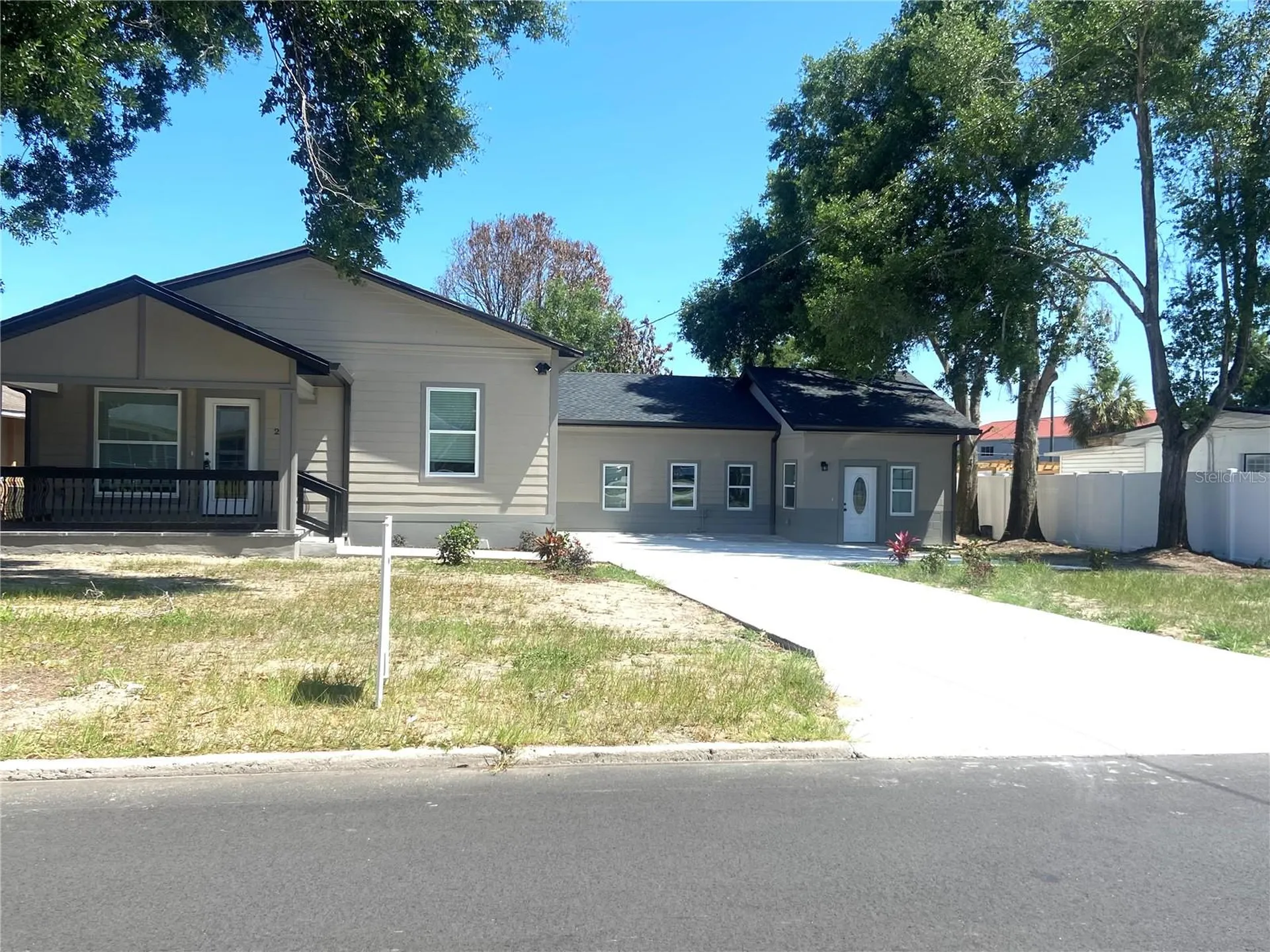 207 Avenue E SE Winter Haven FL 33880