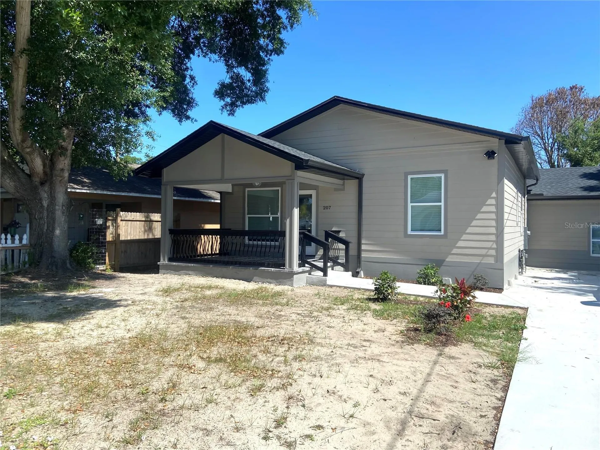 207 Avenue E SE Winter Haven FL 33880