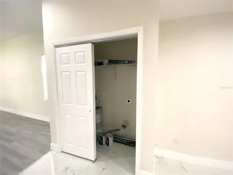 207 Avenue E SE Winter Haven FL 33880