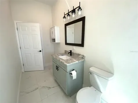 207 Avenue E SE Winter Haven FL 33880