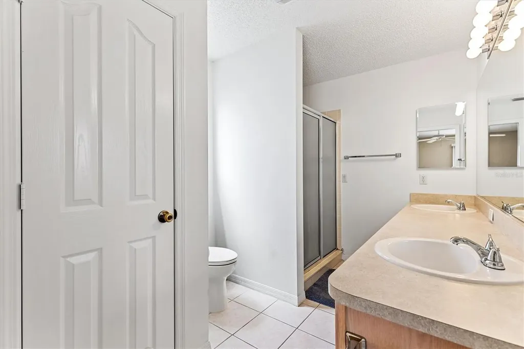 1910 Augustine Drive The Villages FL 32159