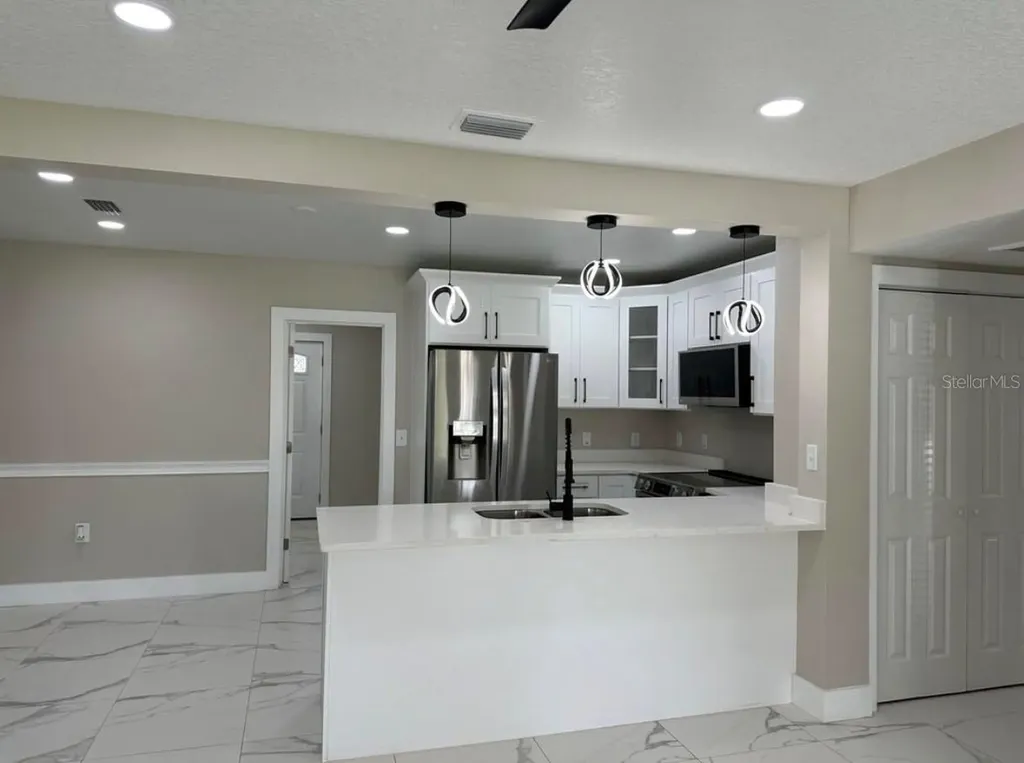 5008 N Tampania Avenue Tampa FL 33614