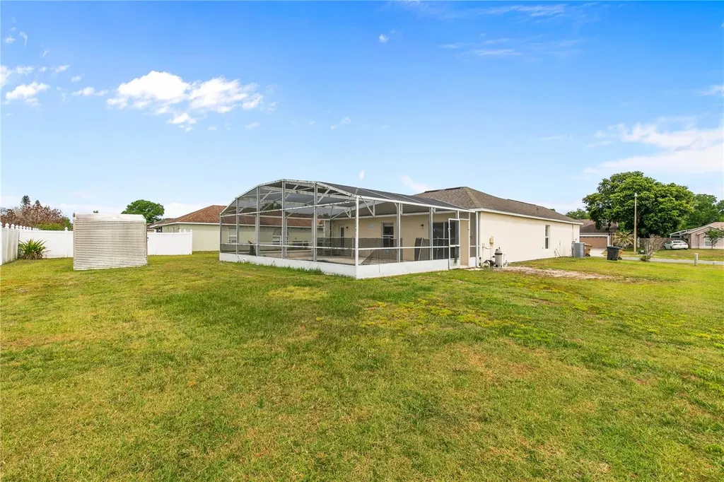 3216 Fairhaven Avenue Kissimmee FL 34746