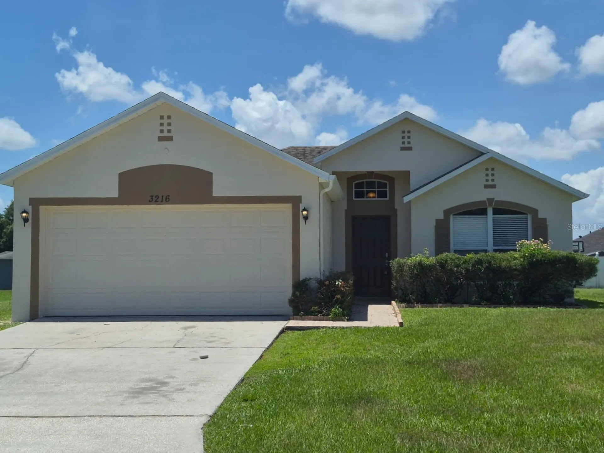 3216 Fairhaven Avenue Kissimmee FL 34746