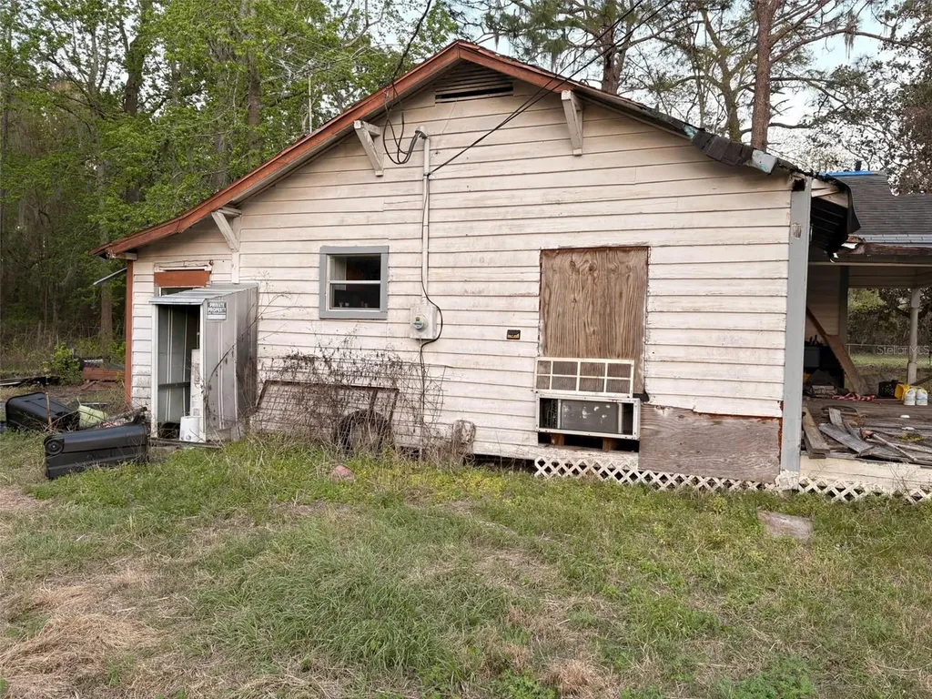 189 NW Meeks Street Lake City FL 32055